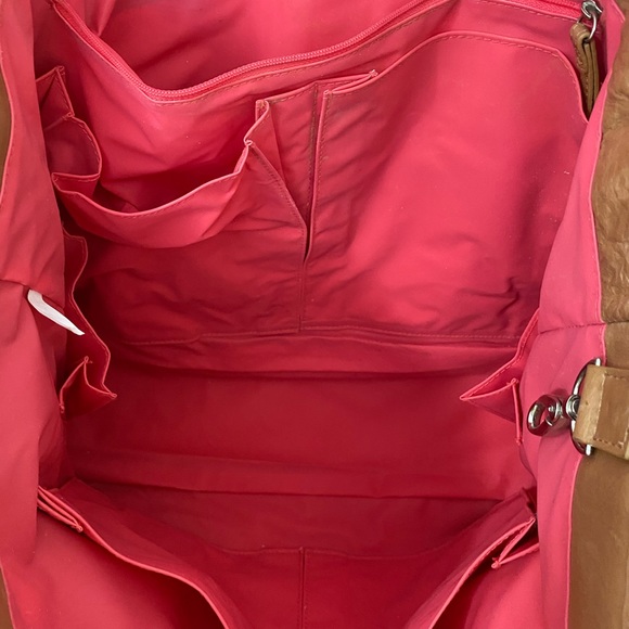 POUT Designer Baby Diaper Bag Quilted Large Brown - Picture 8 of 16